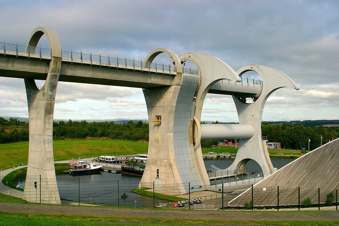 The Falkirk Wheel, rotating boat lift, Falkirk, Central, UK, Scotland