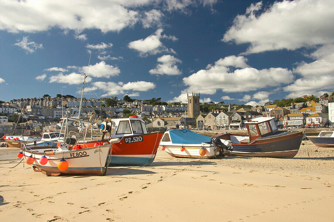 Harbour scene at low tide, St Ives, Cornwall, UK, England
