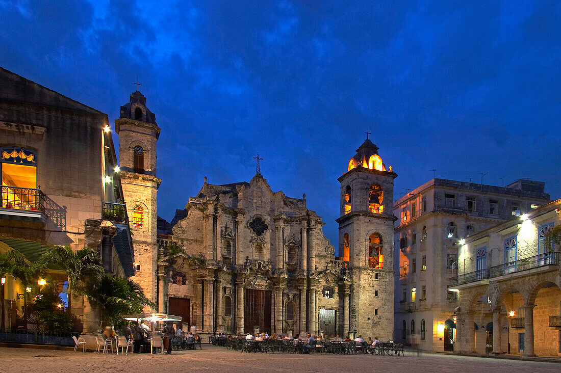 Catedral de San Cristobal in Plaza de la Catedral at night, Havana, Cuba, Caribbean