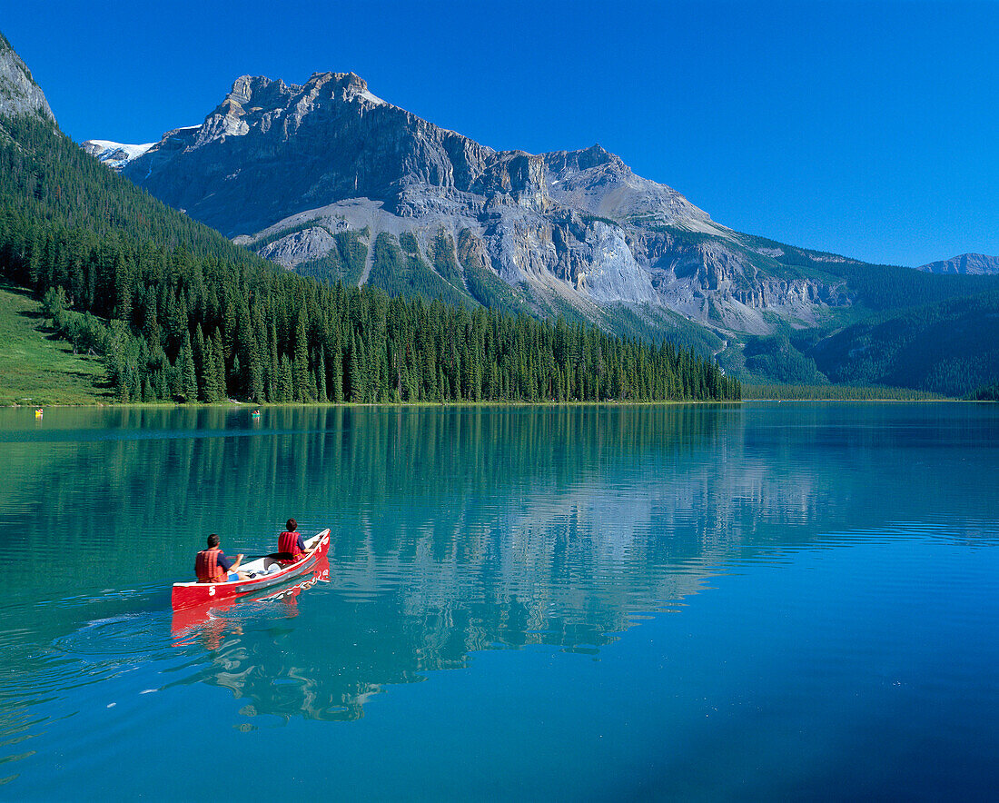 Emerald Lake, Yoho National Park, Alberta and The Rockies, Canada