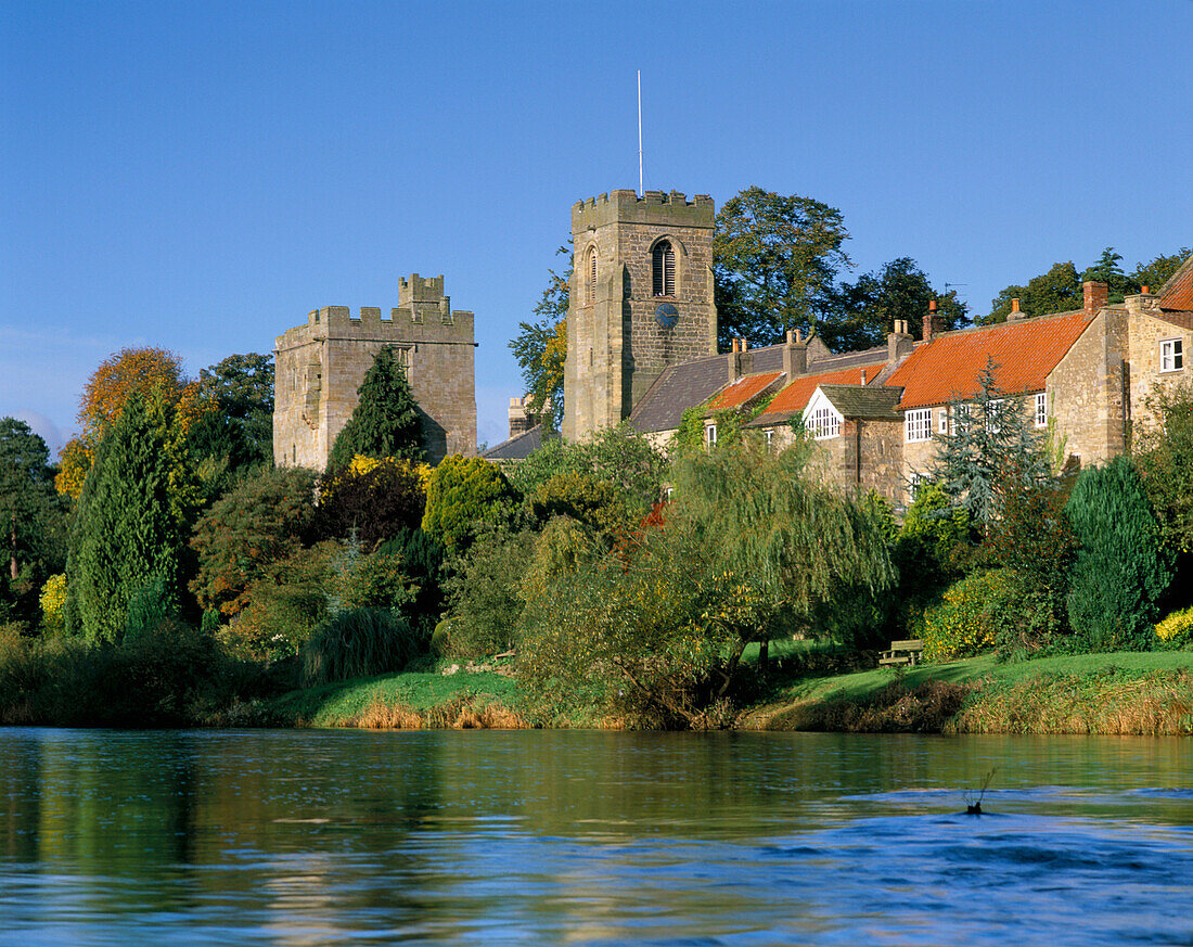 River Ure & Marmion Tower, West Tanfield (Nr. Ripon), Yorkshire, UK, England