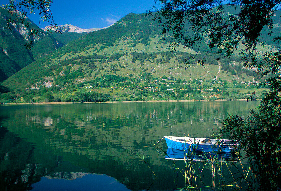 Lago Di Scanno, Scanno, Abruzzo, Italy