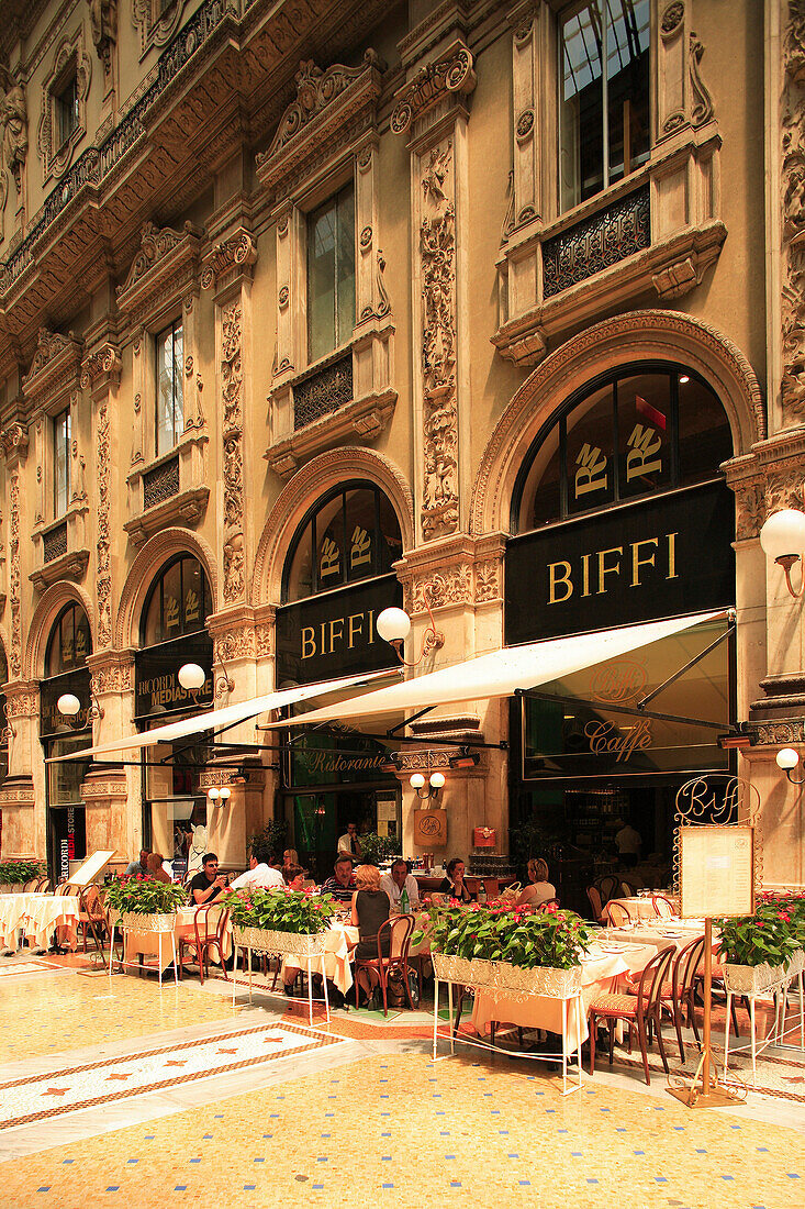 Cafe in Galleria Vittorio Emanuele II, Milan, Lombardy, Italy
