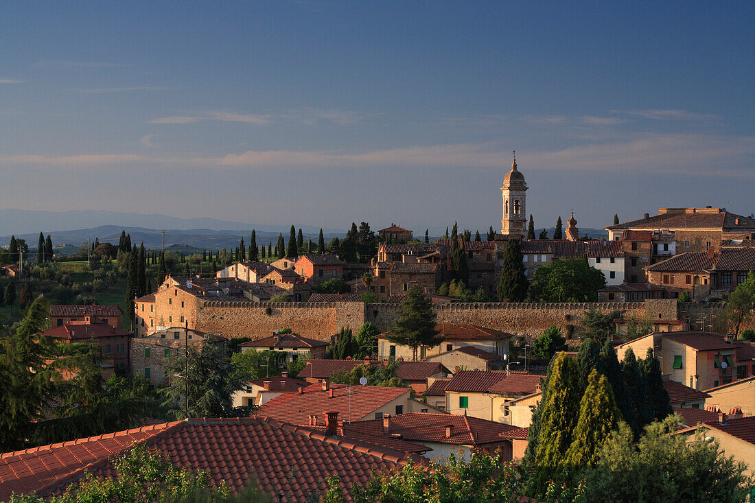View of the town, San Quirico d'Orcia, Tuscany, Italy