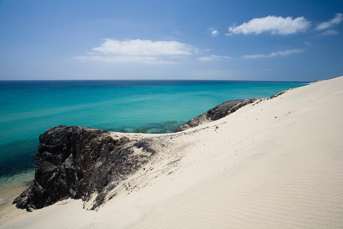 Sandstrand im Sonnenlicht, Jandia Halbinsel, Fuerteventura, Kanarische Inseln, Spanien, Europa