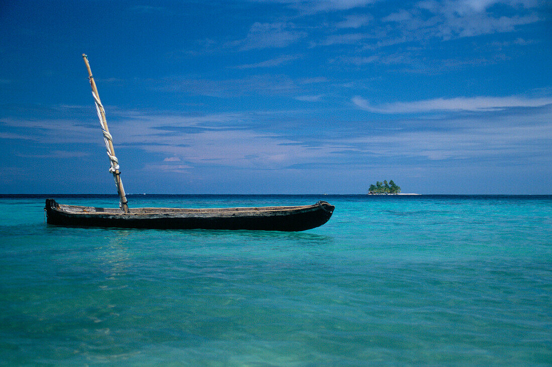 Seascape with boat, San Blas Islands, Panama