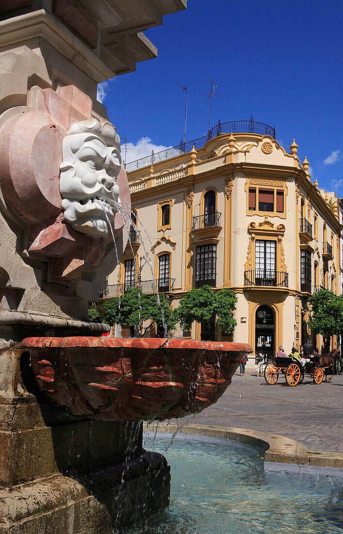 Plaza Virgen de los Reyes, fountain, Seville, Andalucia, Spain