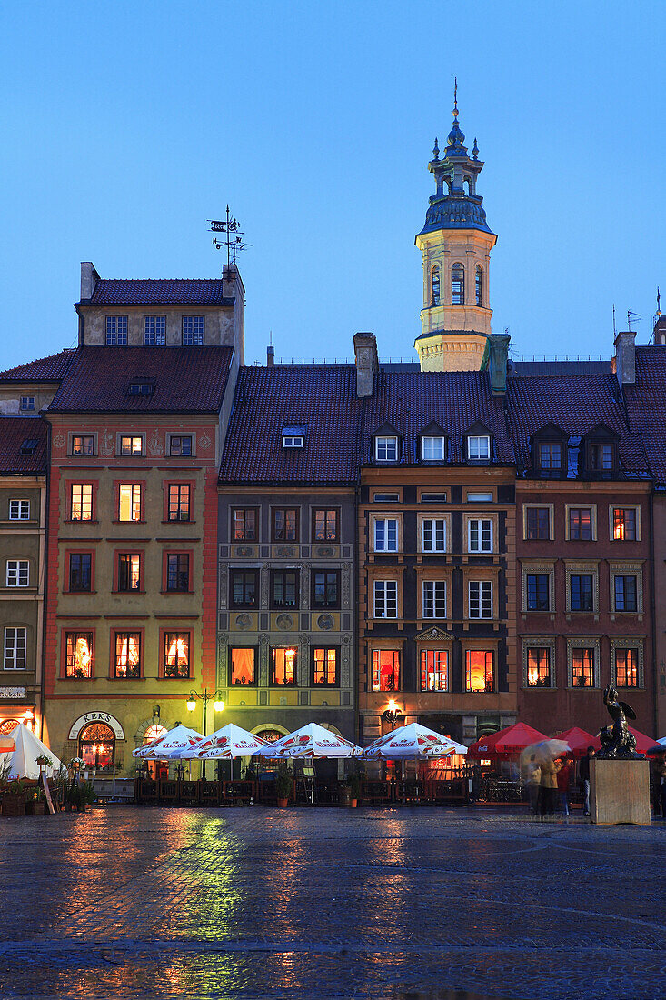 Old Town Square at night, Warsaw, Poland