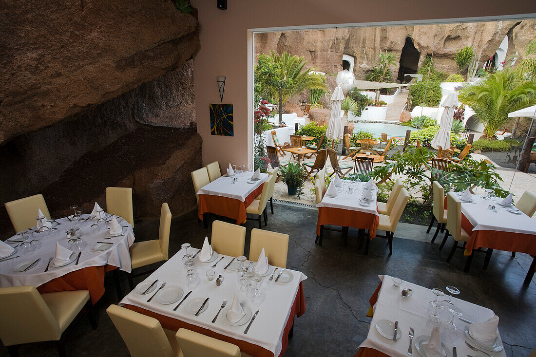 Restaurante LagOmar, former residence of Omar Sharif, initially designed by artist and architekt Cesar Manrique, Nazaret, Lanzarote, Canary Islands, Spain, Europe