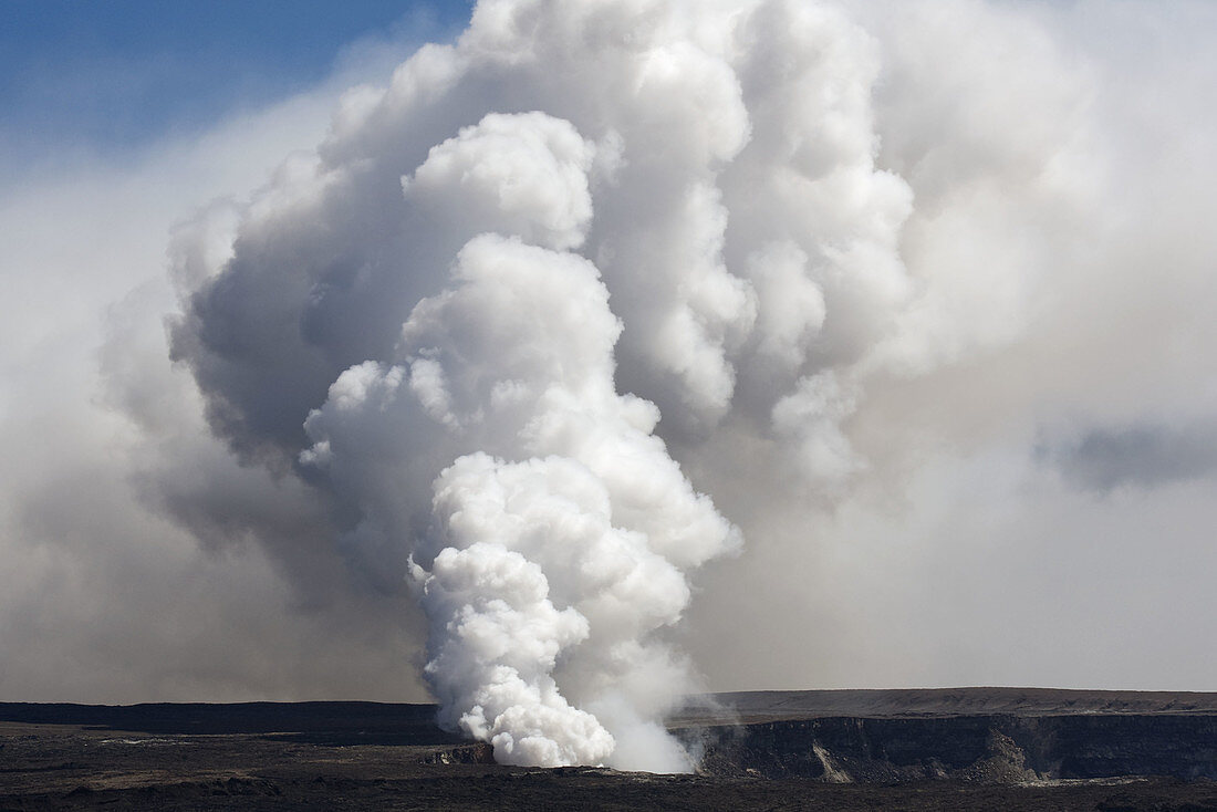 Hawaii Volcanoes Nat. Park. Big Island,  Hawaii. USA