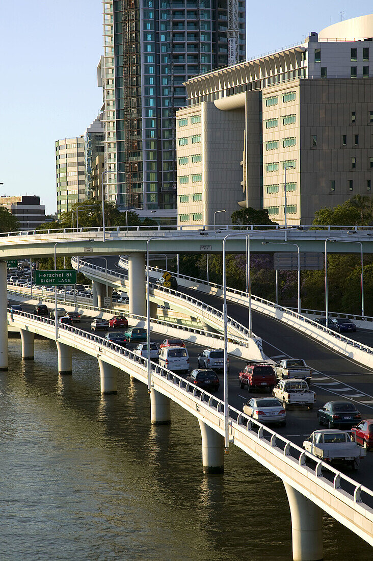 AUSTRALIA - Queensland - Brisbane: Rush Hour Traffic along the Riverside Expressway
