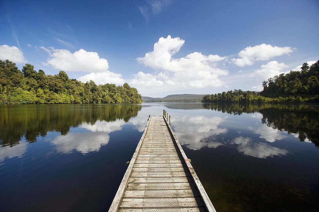 Mapourika-See, Südinsel, Neuseeland