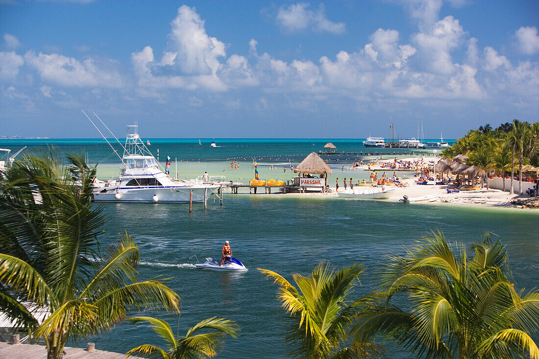 Oasis Palm beach, Cancun, State of Quintana Roo, Peninsula Yucatan, Mexico