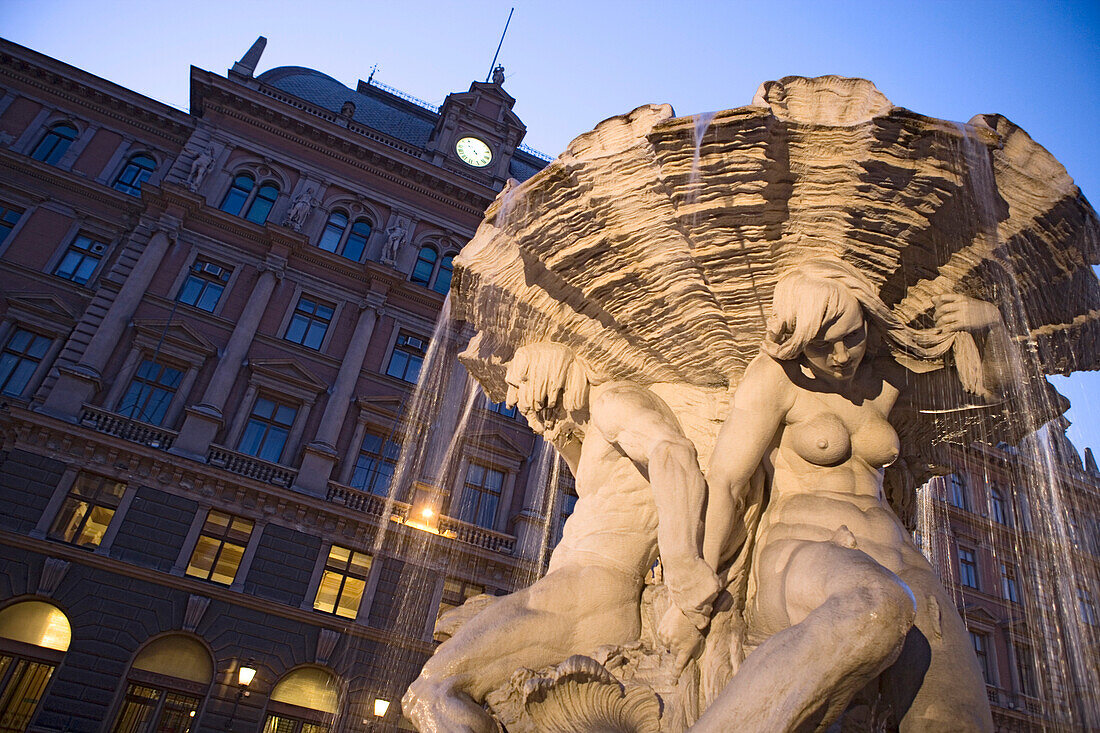 Fountain on Piazza Vittorio Veneto, Trieste, Friuli-Venezia Giulia, Upper Italy, Italy