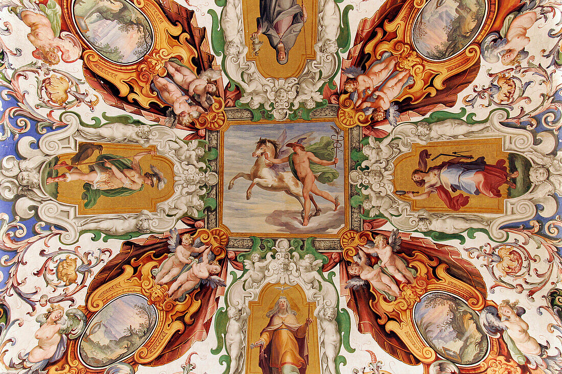 Detail Of A Gallery'S Ceiling In The Vatican Museum, Italy Rome, Italy
