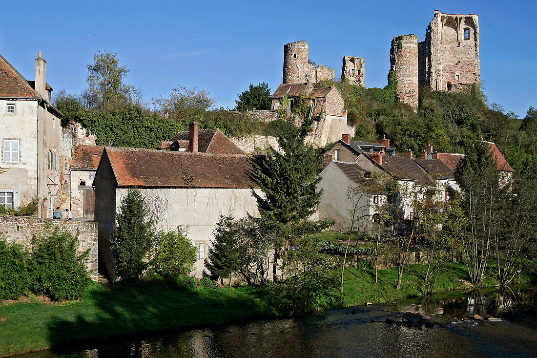 Ruins And Turns Of The Castle, Herisson, Allier (03), France