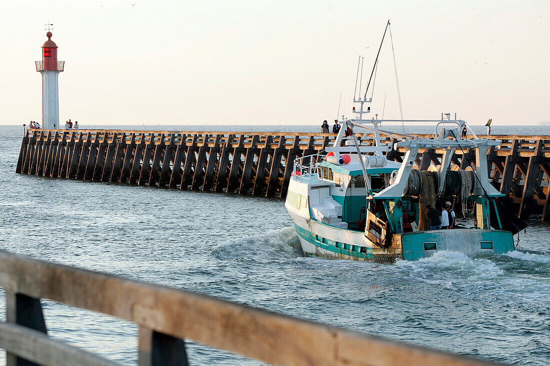 Fishing Boats Heading Out To Sea, Jetty On The Port Of Deauville-Trouville, Deauville, Calvados (14), Normandy, France