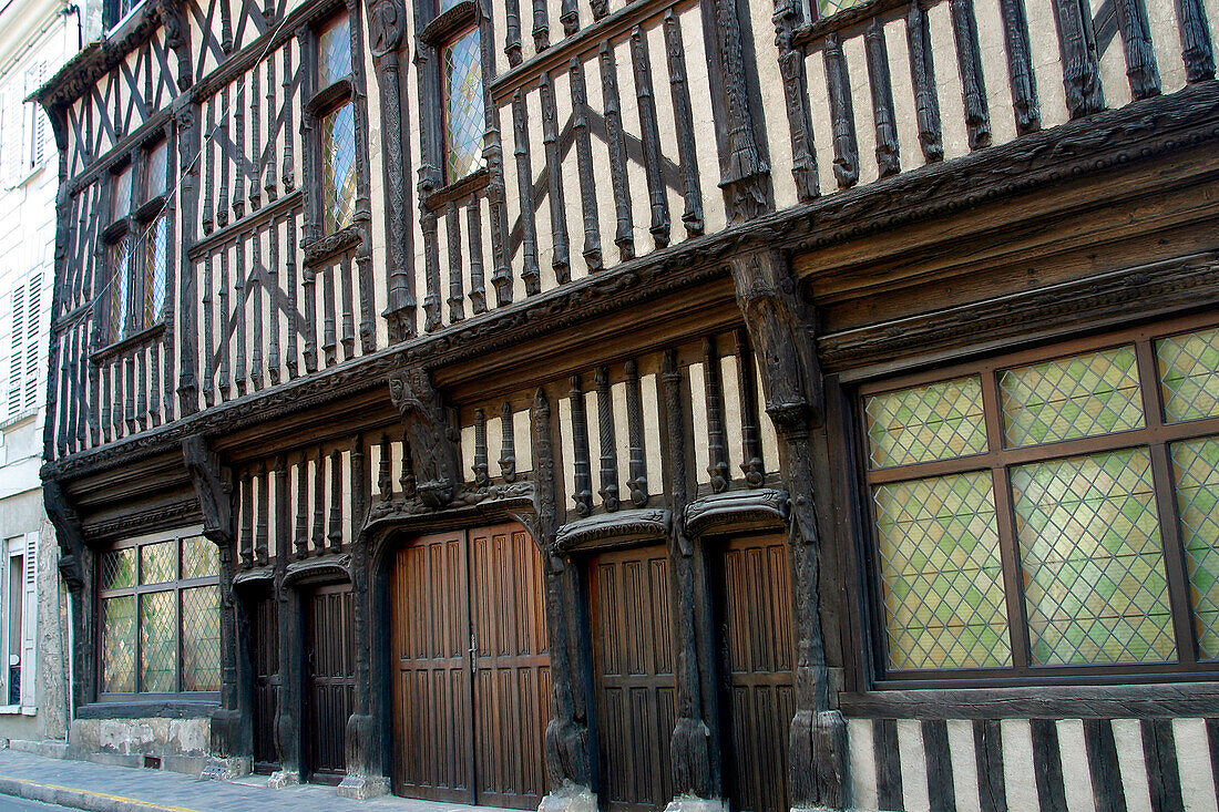 The Wood House Of The Marmoussets, Gallardon, Eure-Et-Loir (28), France