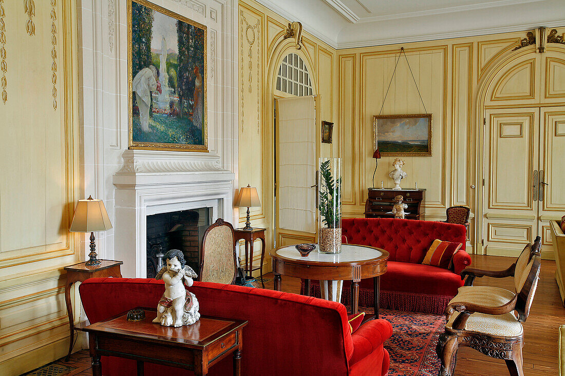 Lounge, The Chateau Du Clair De Lune Hotel, Biarritz, Pyrenees Atlantiques, (64), France, Basque Country, Basque Coast