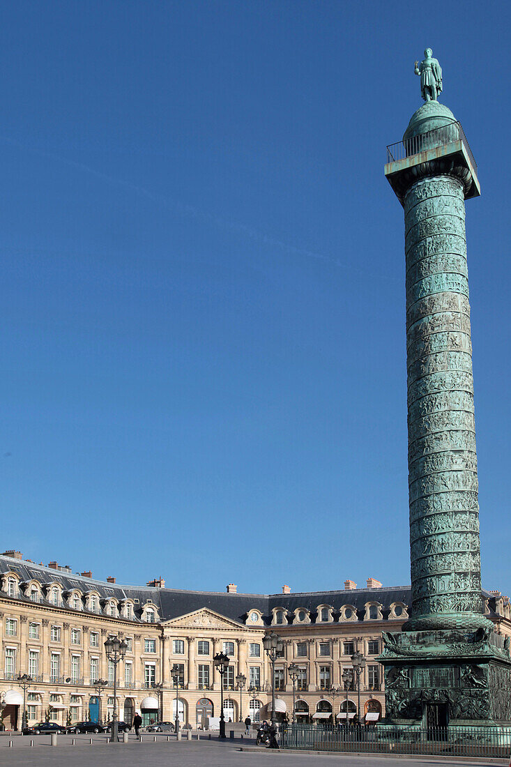 Column And The Place Vendome, Paris, 1St Arrondissement, France, Europe