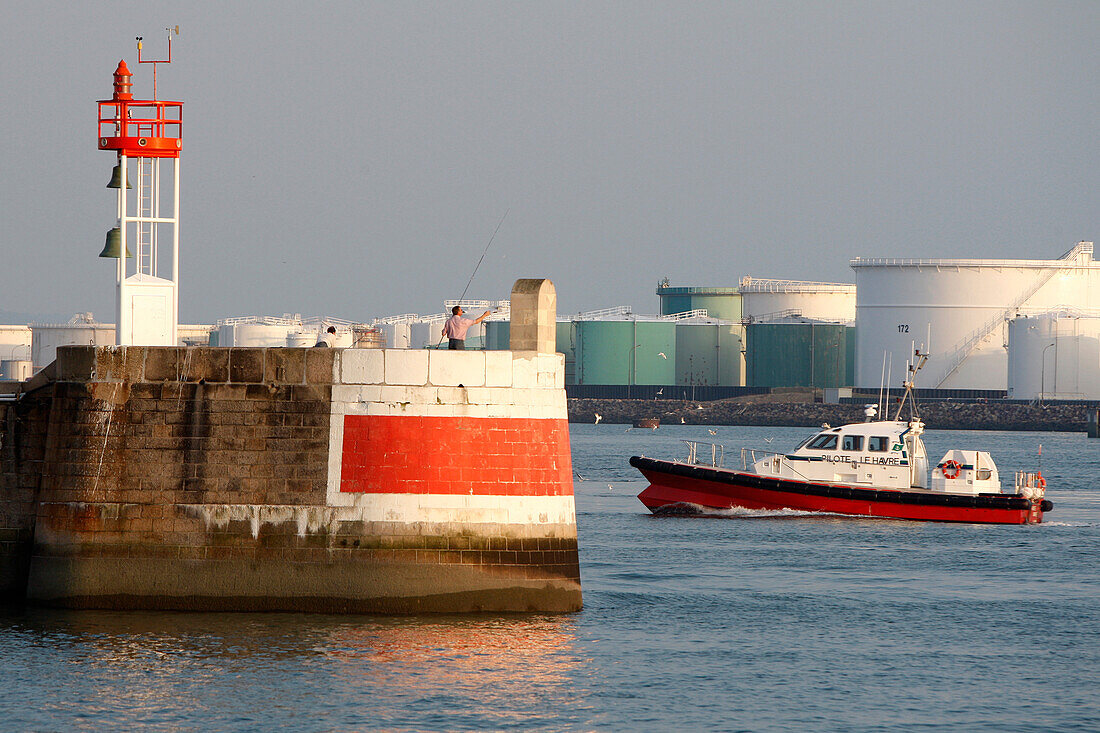 Tugboat Manoeuvring In The Port, Le Havre, Seine-Maritime (76), Normandy, France