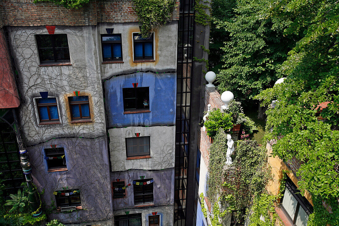 Inner Courtyard Of The Hundertwasserhaus Built Between 1983 And 1986, Conceived By Friedensreich Hundertwasser, With The Plans Drawn Up By The Architect And University Professor Joseph Krawina, Vienna, Austria