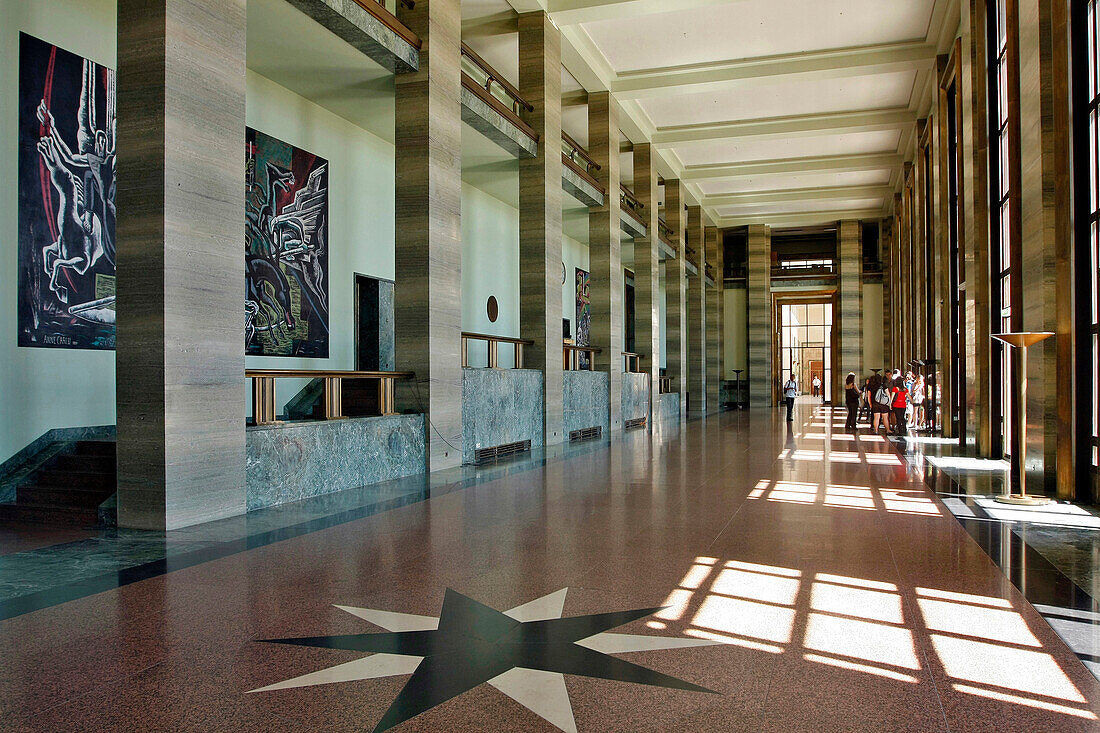 Hall Des Pas Perdus, Palace Of Nations, United Nations Offices, Geneva, Switzerland