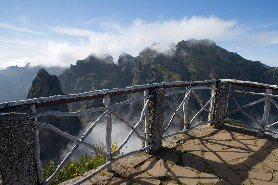 Viewing platform on a hiking path between Pico do Arieiro and Pico Ruivo Mountains, Pico do Arieiro, Madeira, Portugal