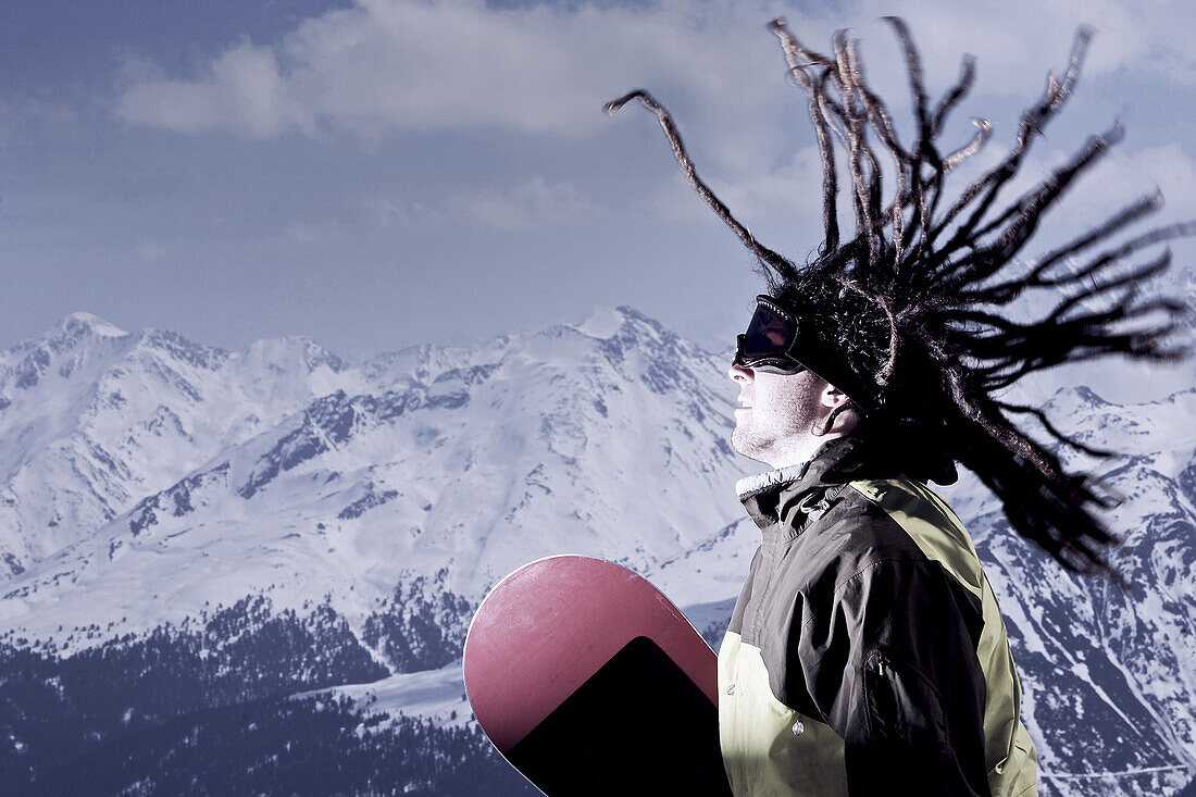 Snowboarder with dreadlocks, Kappl, Tyrol, Austria