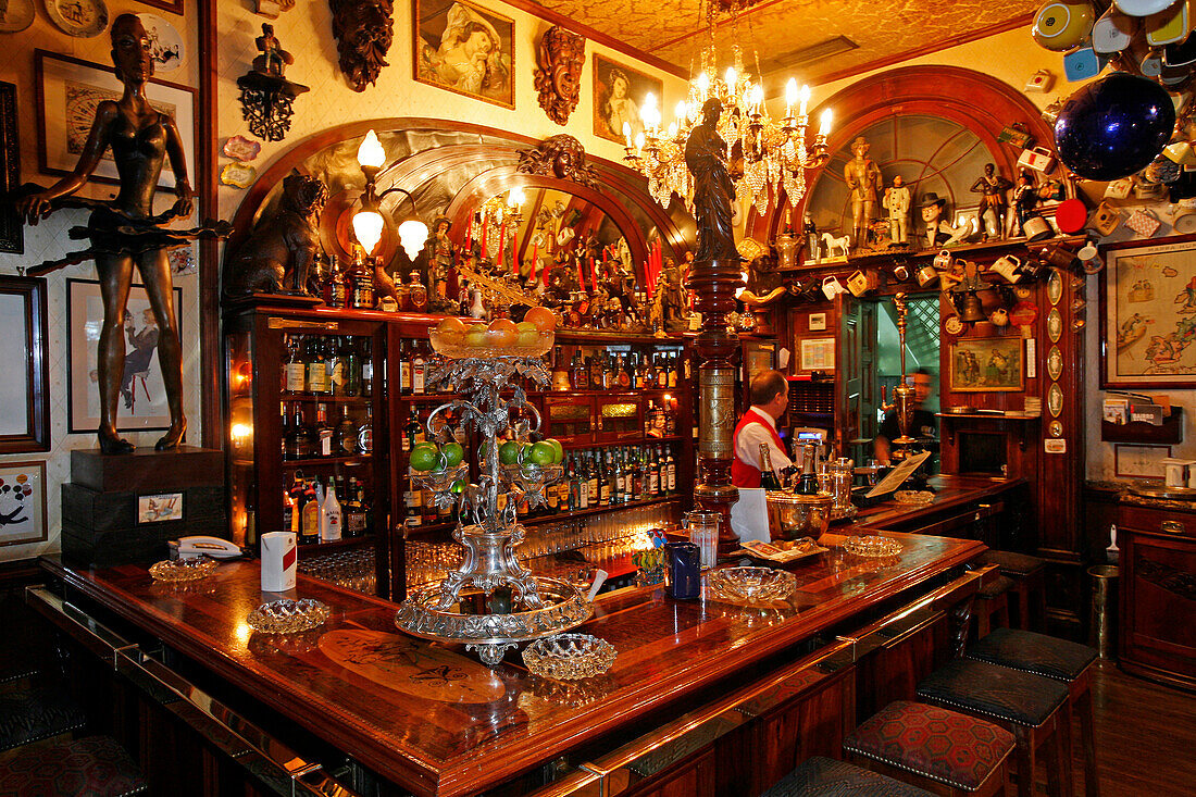 Bar, Restaurant Pavilho Chines, Chinese Pavillon, Portugal, Europe