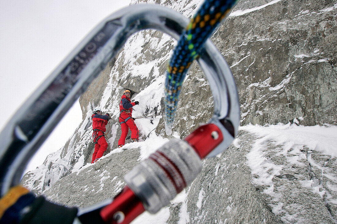 Firefighter In Action, Winter Exercise In The Alps, Preparation Of The Relay For The Evacuation Of A Victim, Emergency Service Mountain Squad (Gmsp74), Petite Aiguille Verte, Mont-Blanc, Haute-Savoie (74), France