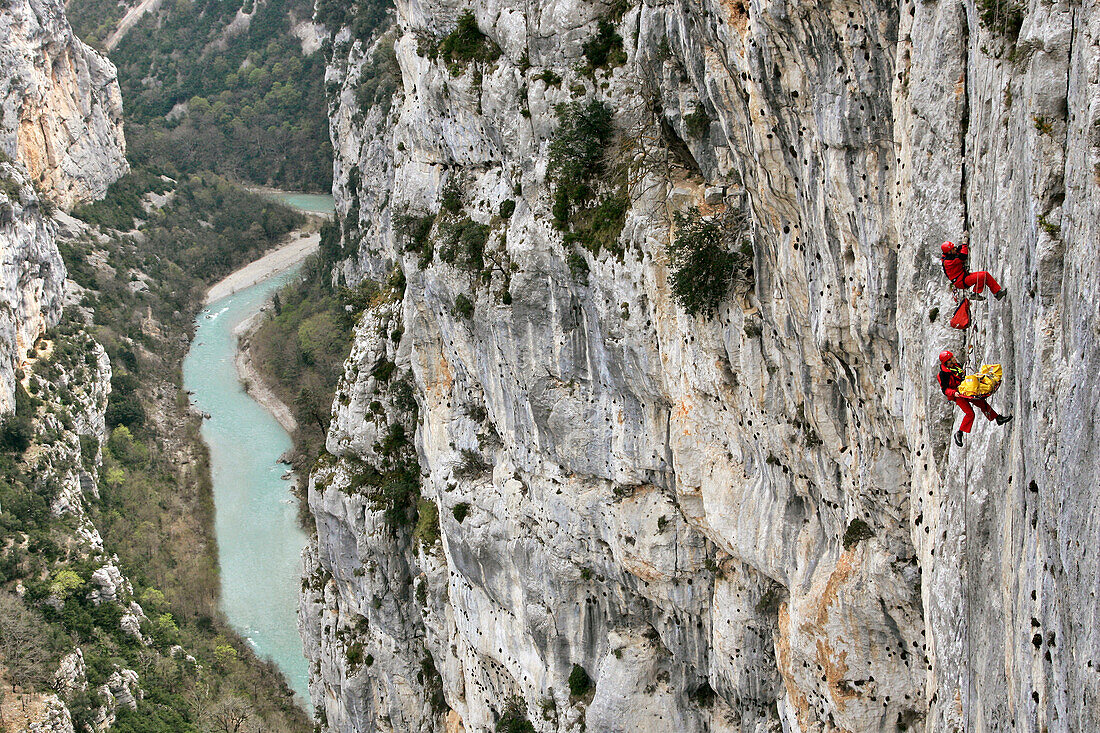 Firefighters In Action For Evacuation Of A Victim Of A Rock-Climbing Accident, Cliff Rescue In The Gorges Of The Verdon With The Search And Intervention In Dangerous Places Group Of The Var Fire Department, Les Cavaliers, Var (83), France