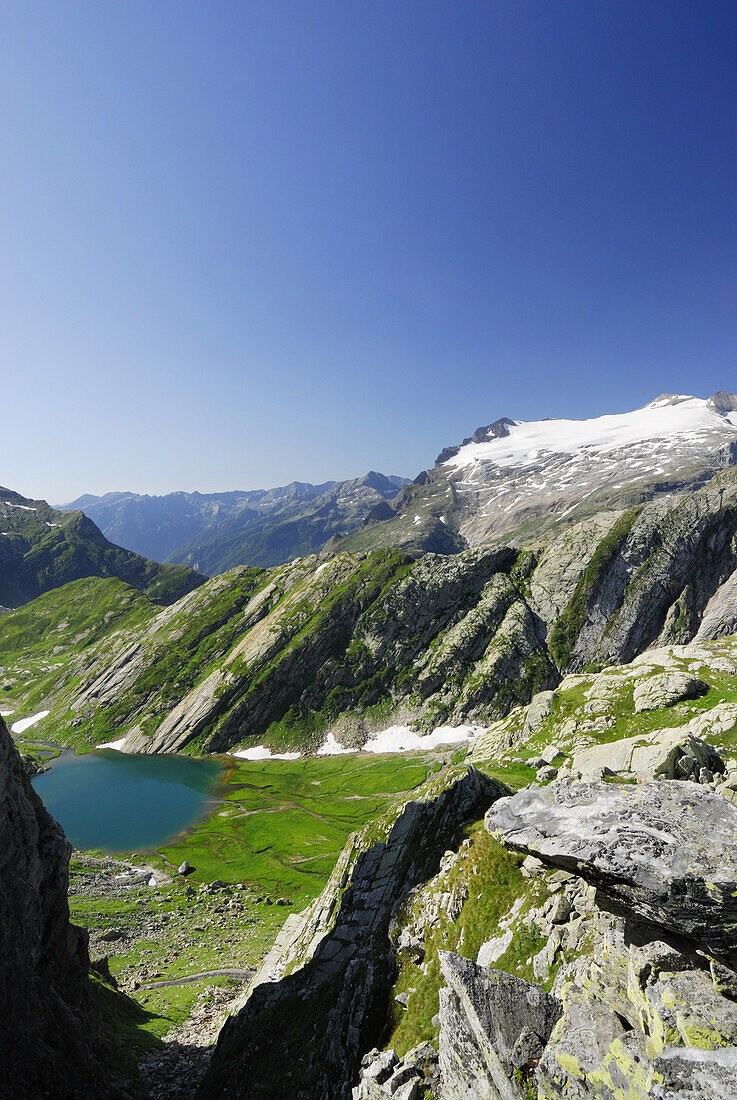 Blick auf Lago Bianco, Basodino-Gletscher im Hintergrund, Tessiner Alpen, Tessin, Schweiz