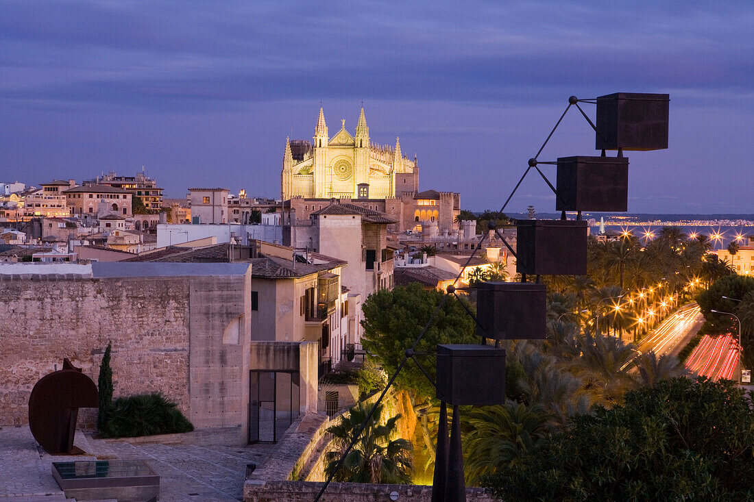 Bou Sculpture by Santiago Calatrava (2007) at Es Baluard Museum of Modern and Contemporary Art with La Seu Palma Cathedral at Dusk, Palma, Mallorca, Balearic Islands, Spain, Europa