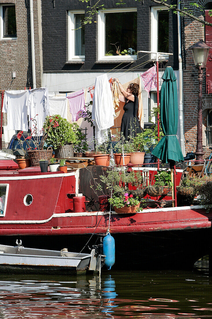 Houseboat And Street Scene On The Brouwersgracht Quays, Amsterdam, Netherlands