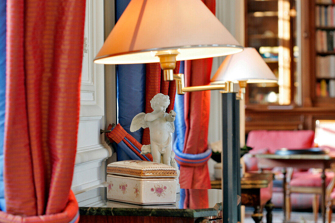 The Grand Lounge, Chateau De Curzay Hotel, Relais Et Chateaux Hotel, Vienne (86), France