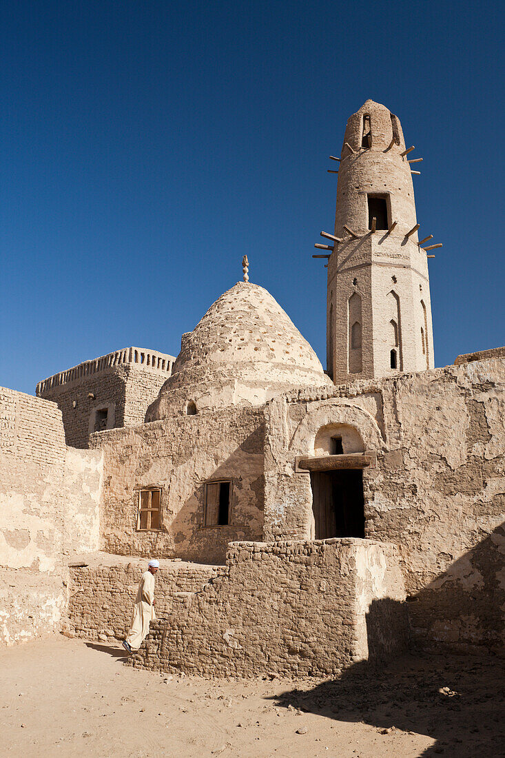 Old Mosque of El Qasr in Dakhla Oasis, Libyan Desert, Egypt