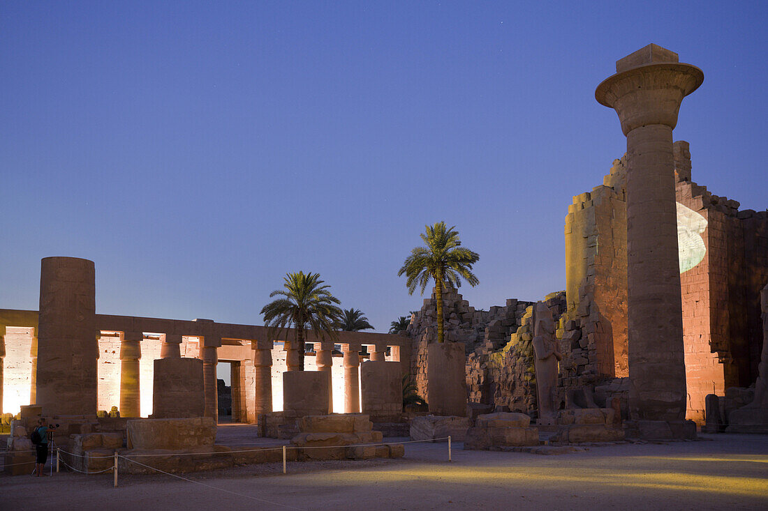 Ton und Licht Show in Karnak Tempel, Luxor, Ägypten