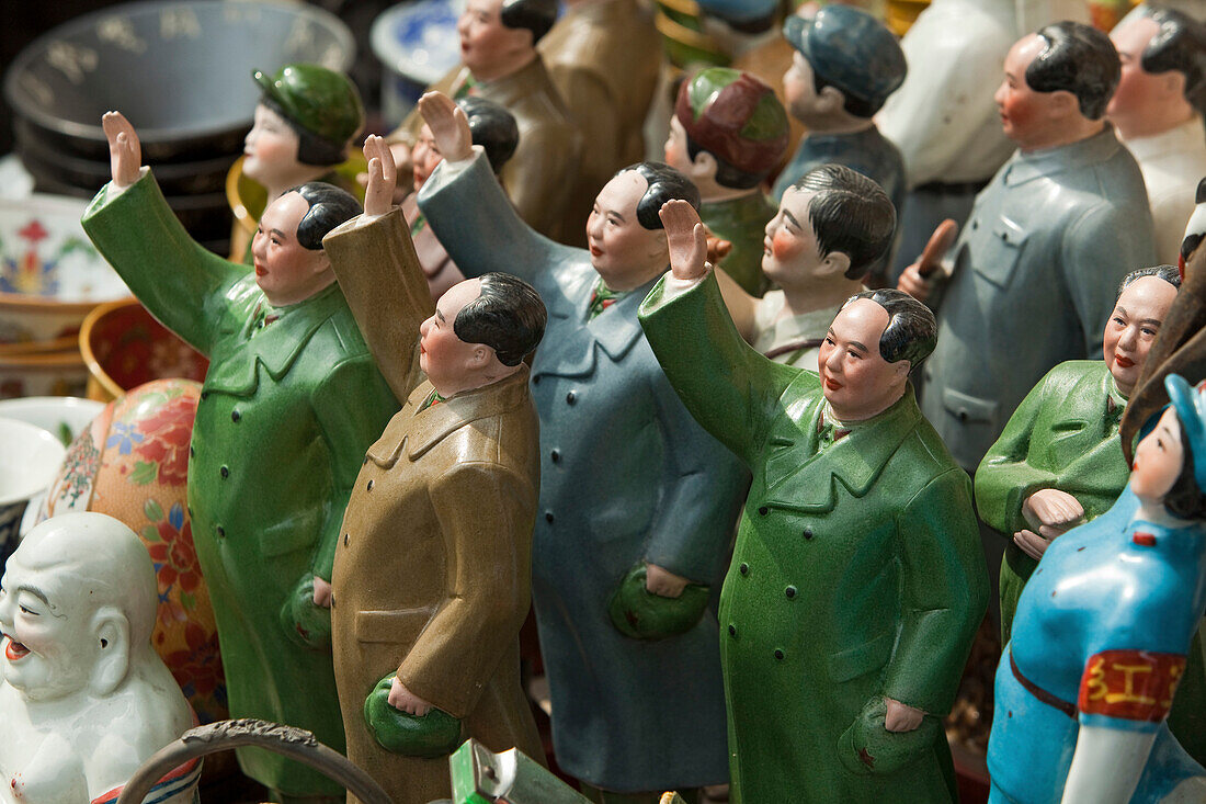 Blick auf Mao Figuren, Shanghai, China, Asien