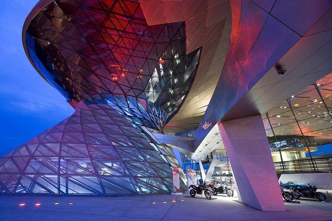 BMW World, built 2003 - 2007 by Coop Himmelblau, Munich, Bavaria, Germany, Europe