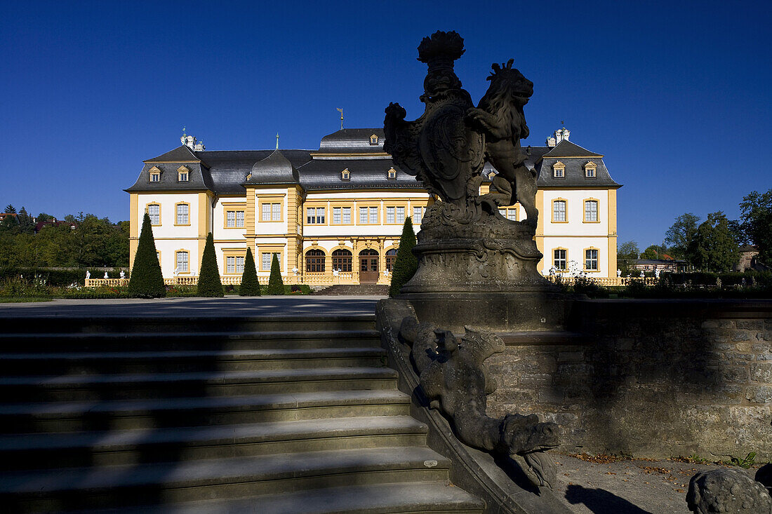 Schloss Veitshöchheim, bei Würzburg, Unterfranken, Bayern, Deutschland, Europa