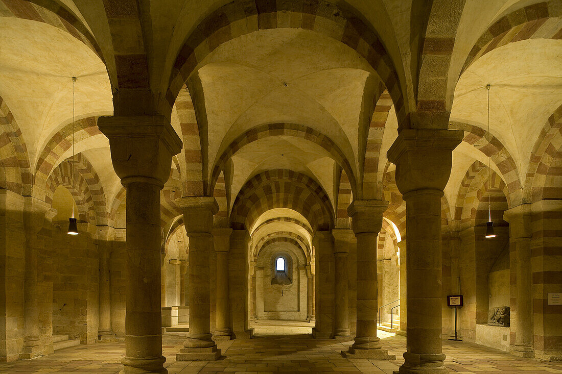 Dom Krypta, Dom zu Speyer, Kaiserdom, größte noch erhaltene romanische Kirche der Welt, UNESCO Weltkulturerbe, Speyer, Rheinland-Pfalz, Deutschland, Europa