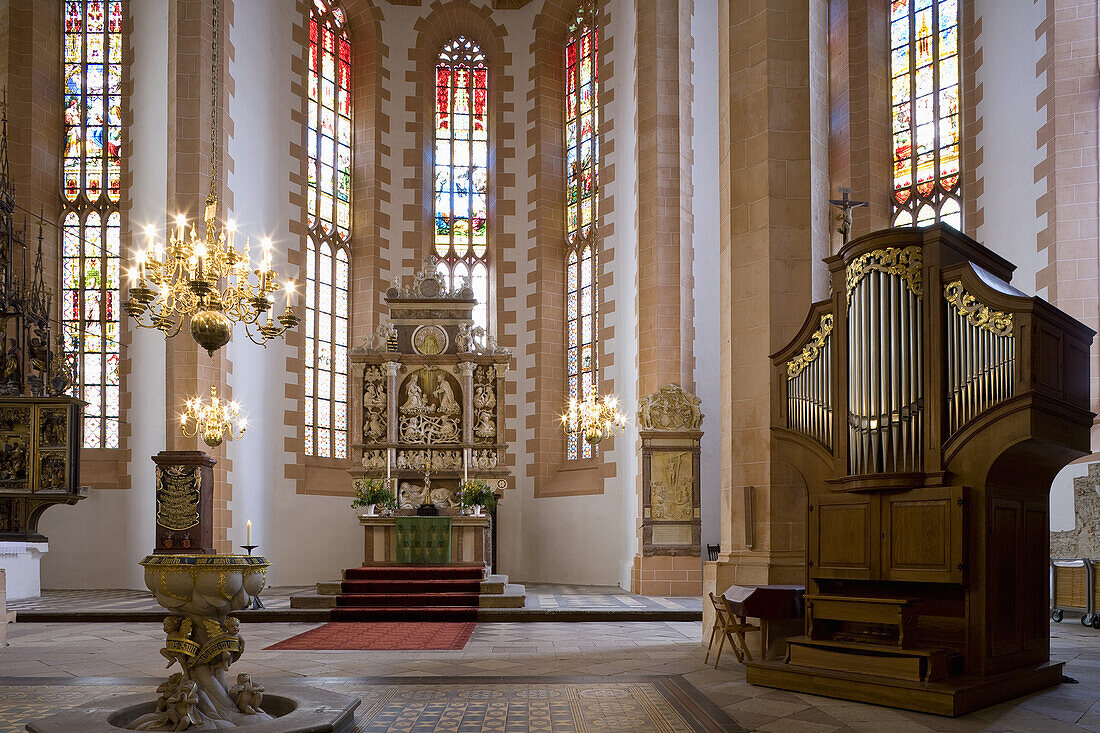 Altar in der St. Annenkirche, Silberstrasse, Kirche der Bergarbeiter, Annaberg-Buchholz, Erzgebirge-Vogtland, Sachsen, Deutschland, Europa