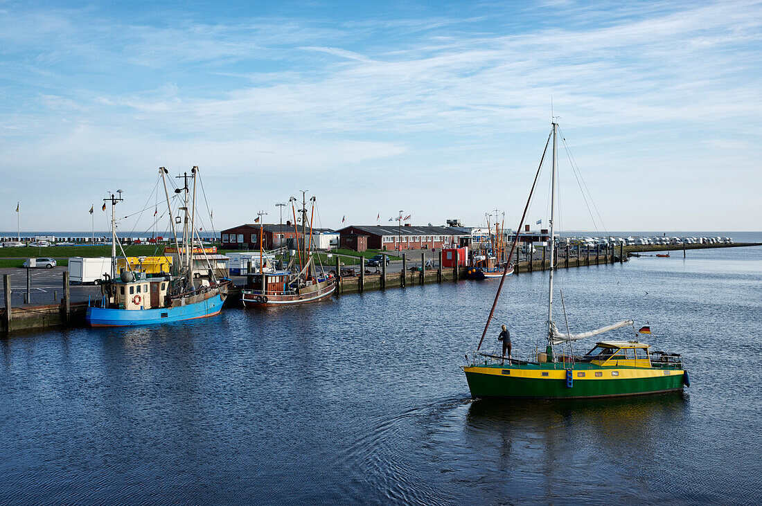 Cutter in port, Carolinensiel-Harlesiel, East Frisia, Lower Saxony, Germany