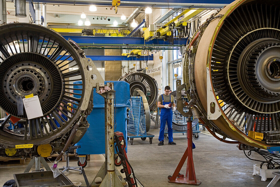 MTU Aero Engines, maintenance of a jet engine, Langenhagen, Lower saxony, Germany