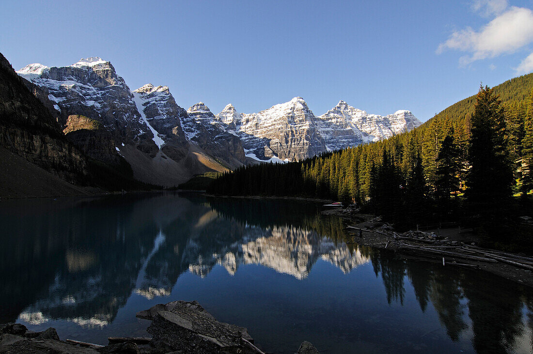 Moraine Lake, Banff National Park, Alberta, Canada