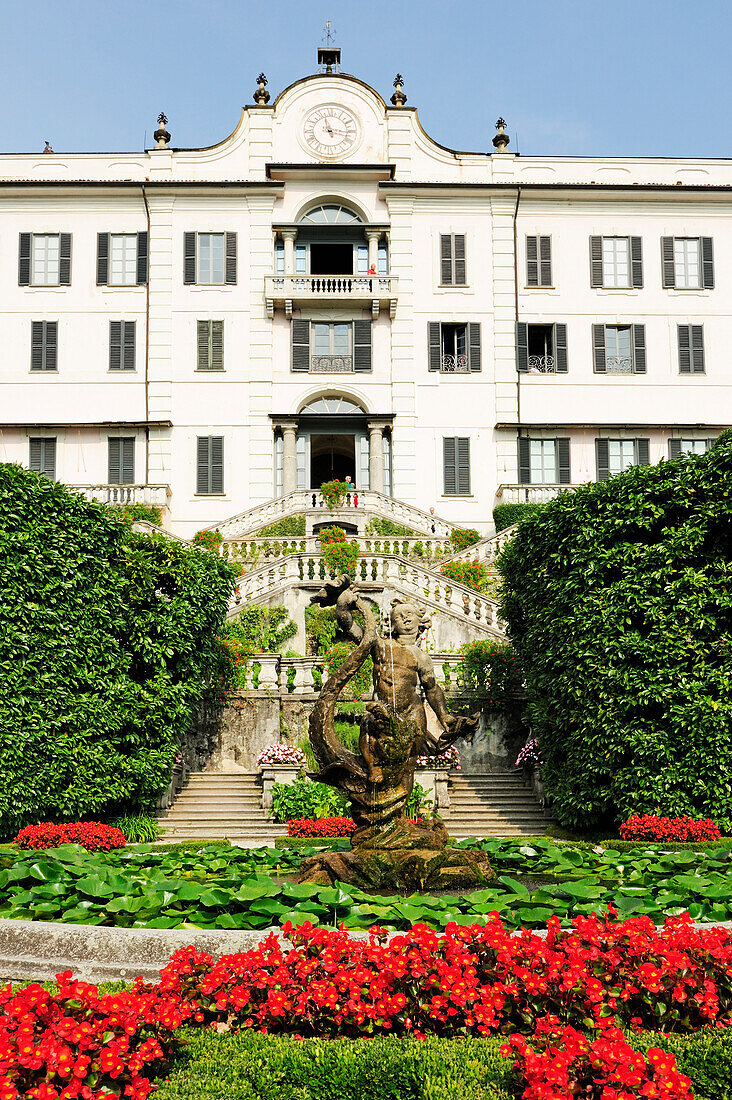 Fountain and Villa Carlotta, Tremezzo, Lake Como, Lombardy, Italy