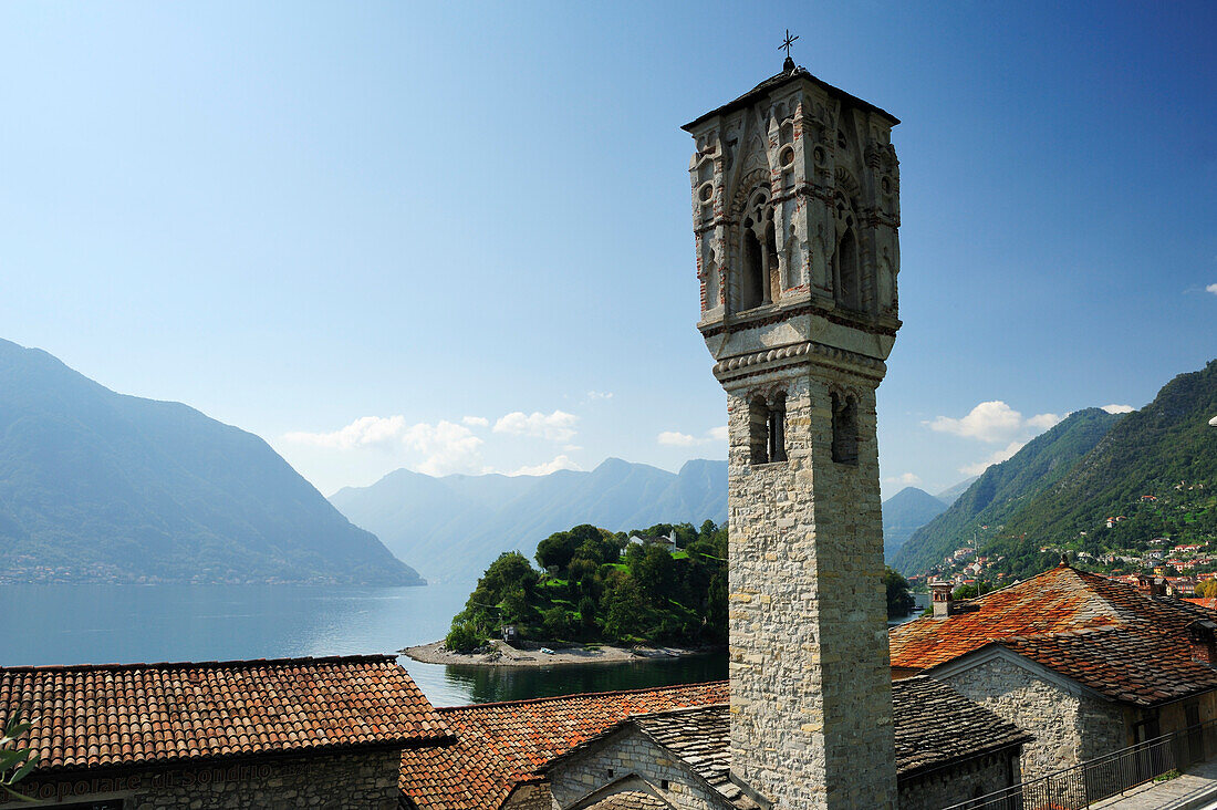Kirchturm von Santa Maria Maddalena, Ossuccio, Comer See, Lombardei, Italien