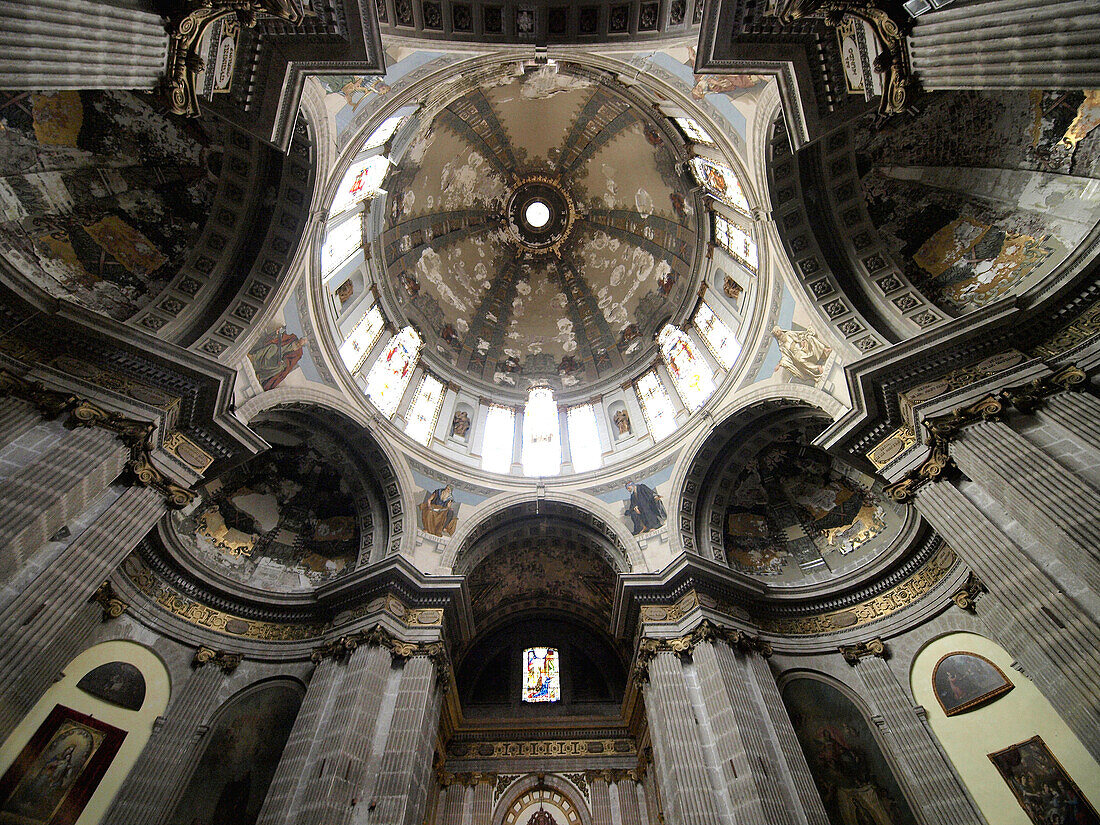 Iglesia de Loreto dome. Ciudad de México.