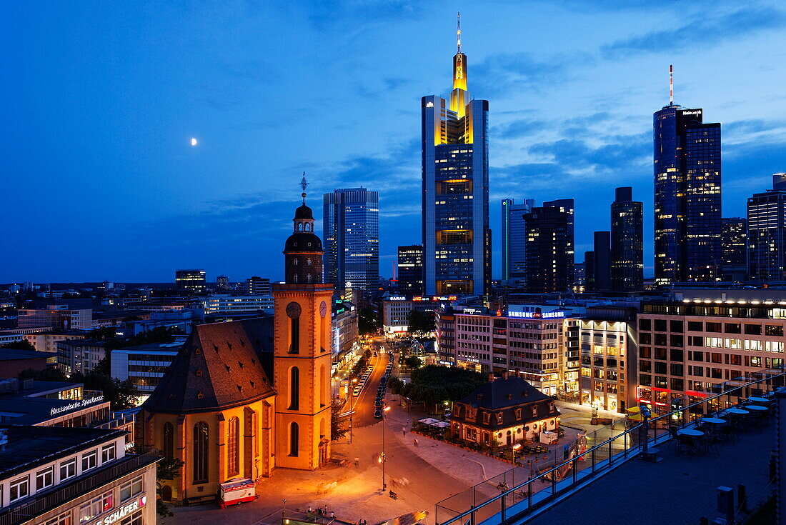 Hauptwache and St. Catherine's Church, skyscrapers in background, Frankfurt am Main, Hesse, Germany